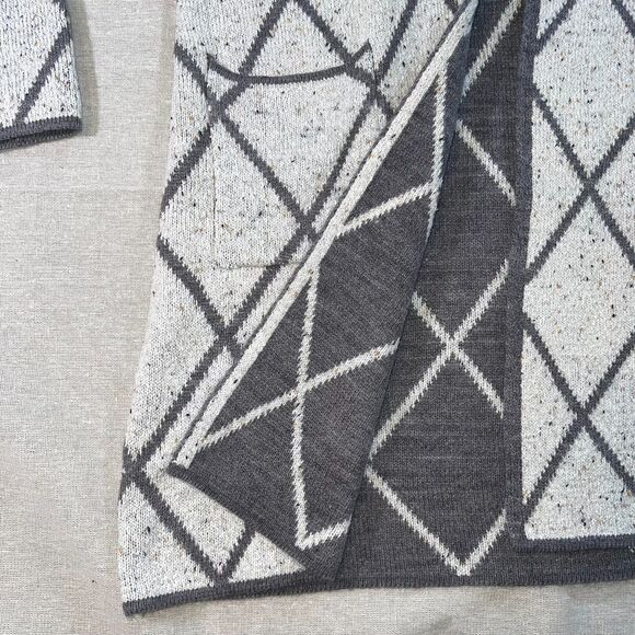 Apt. 9 | Long White Lattice Patterned Longline Cardigan | Medium - Picture 3 of 9